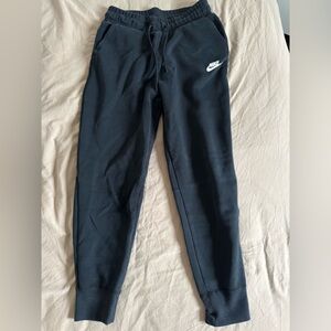 Nike tech fleece pants
